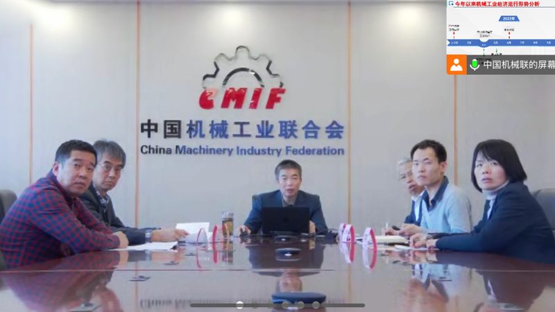 小型车铣复合加工中心：价格背后的价值考量